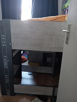 Mid-sleeper incl. desk and wardrobe