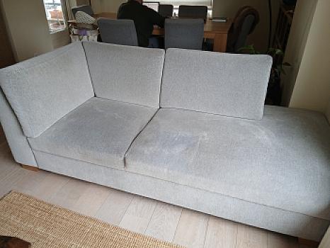 Grey 2.5-person sofa