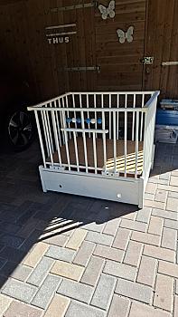 White baby playpen / children's playpen with large drawer and adjustable base