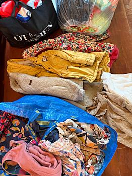 Girls' clothing size 110-116