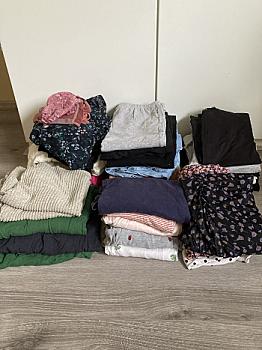 Maternity clothing