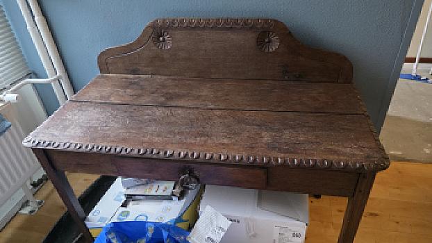 site table