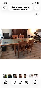 Extendable table with chairs